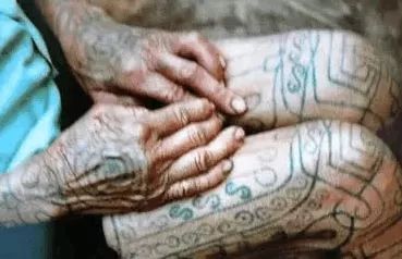 麒麟纹身的寓意和象征意义_麒麟纹身手稿_麒麟纹身