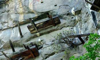 历经三千多年的武夷山九曲溪悬棺，到底有什么秘密？