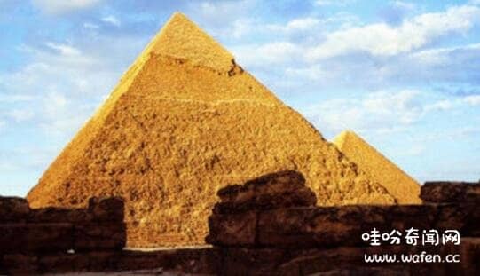 金字塔为什么不能爬，疑似人会莫名死亡/真正原因只有极少数人知道