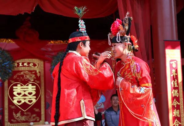 批<strong>八字</strong>算婚姻算命生辰<strong>八字</strong>看婚姻看哪些<strong>八字</strong>的女人婚姻难以稳定