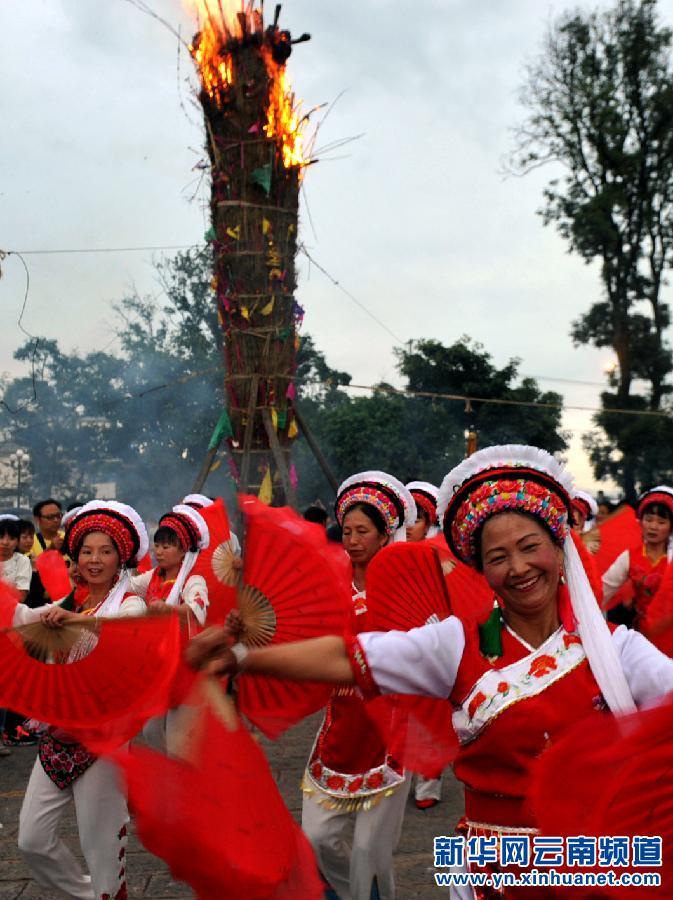 白族纳西族哈尼族的节日风俗_白族的传统节日_白族的重大传统节日