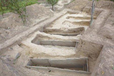 传统下的叛逆：大石墓与石棺葬，船棺葬与悬棺葬