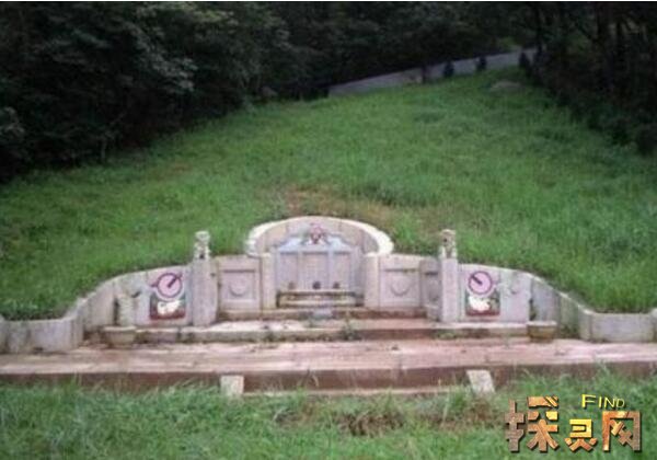 如何看阴宅<strong>风水</strong>，看坟地<strong>风水</strong>五口诀让你变身<strong>风水</strong>大师(2)