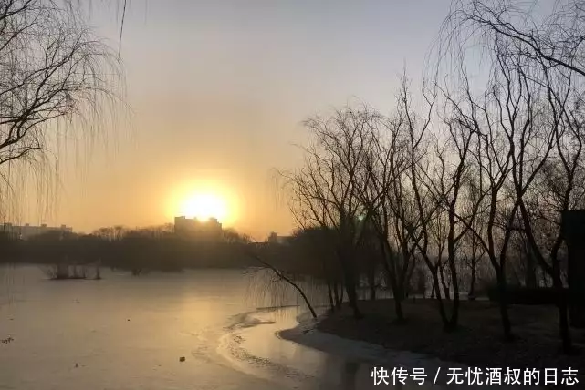 正月十五上元节，民俗称“上元灯下元水，中元地开门”，什么意思