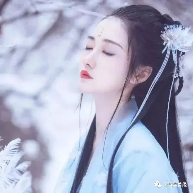 右耳朵上有痣的女人代表什么 是好痣吗