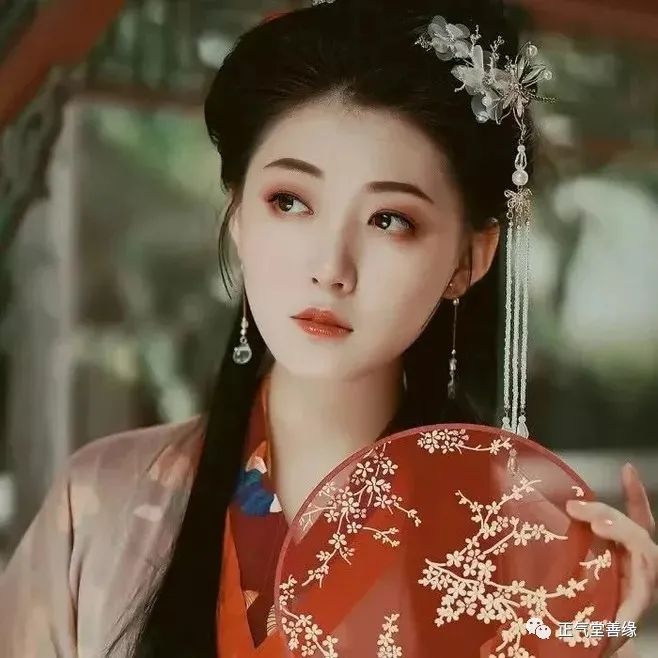 右耳朵上有痣的女人代表什么 是好痣吗