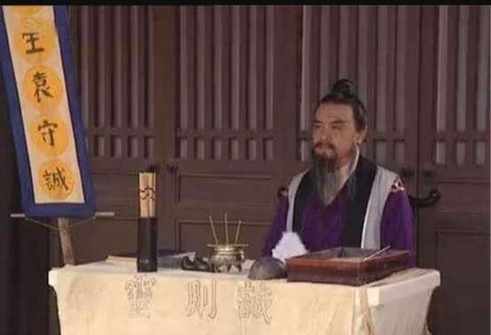 <strong>风水</strong>真可信吗？<strong>风水</strong>师竟起诉同行看错<strong>风水</strong>，网友：起啥诉开坛斗法