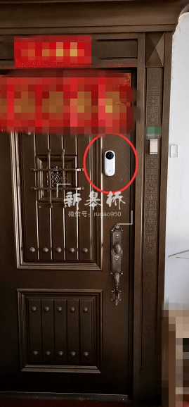 “隔壁带摄像头的门铃正对着我家大门，怎么办？”
